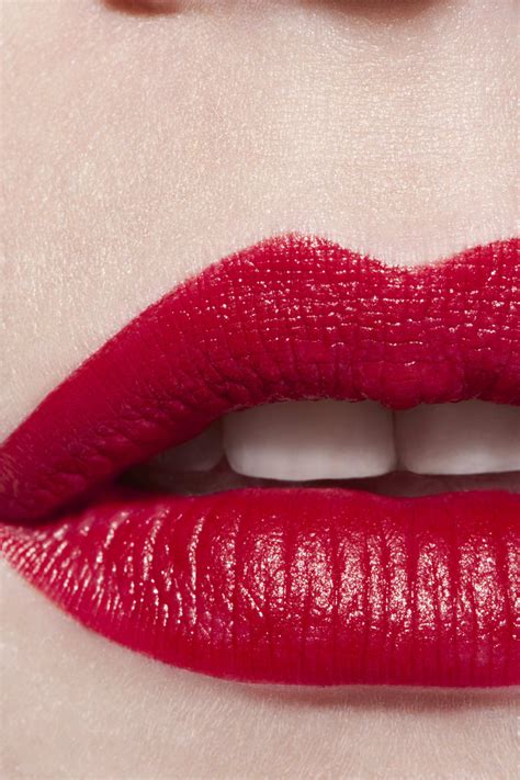 chanel rouge allure luminous satin|chanel's rouge lipstick reviews.